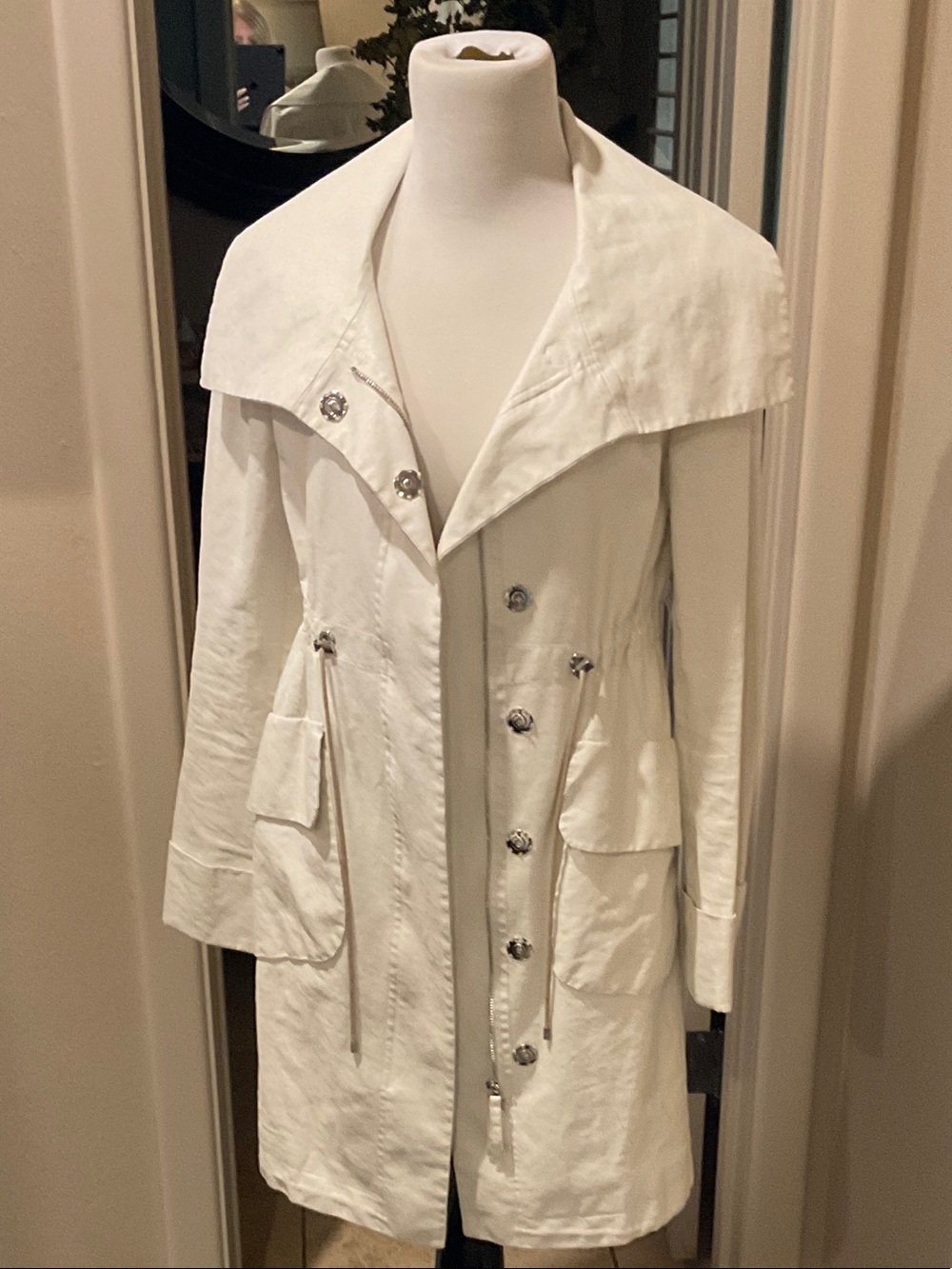Per Se Cream Double-Breasted Trench Coat with Decorative Buttons